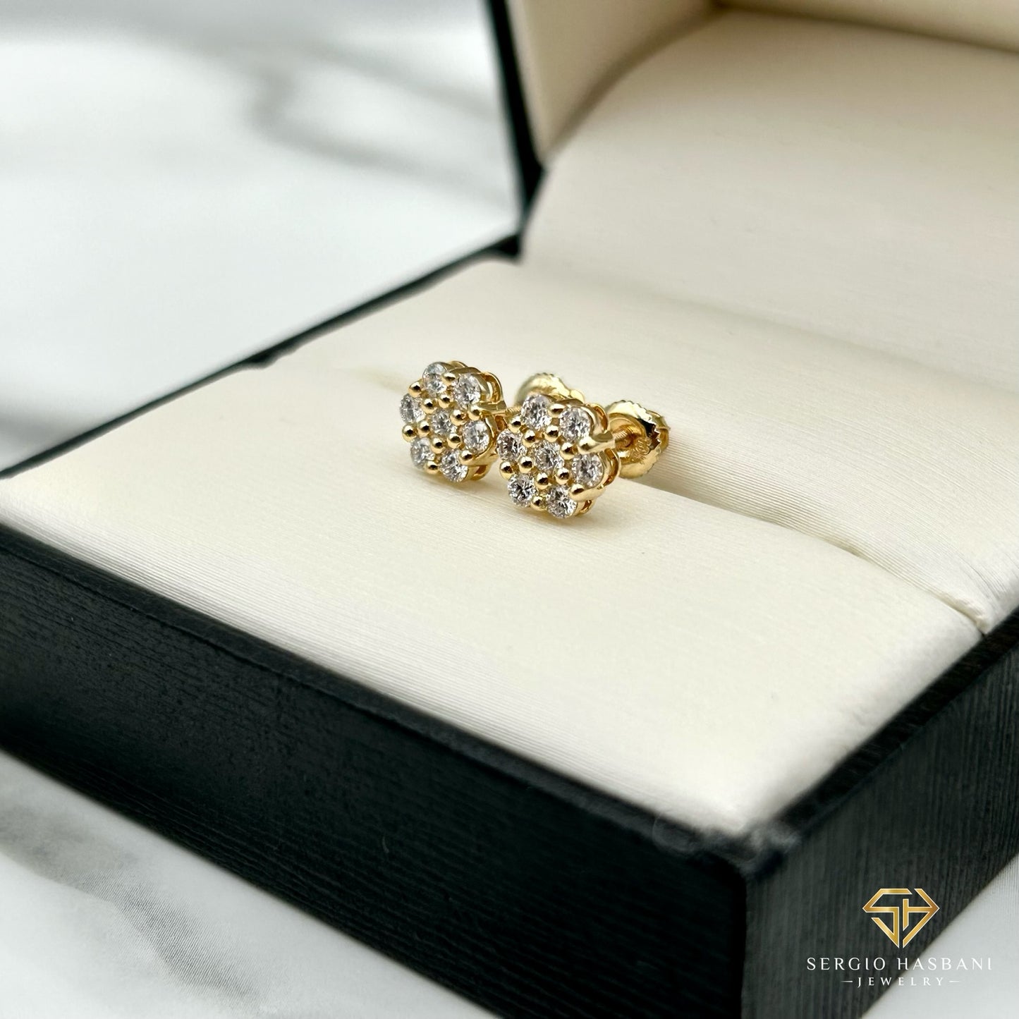 10K 0.50CT CLUSTER VVS Lab Diamond Earrings