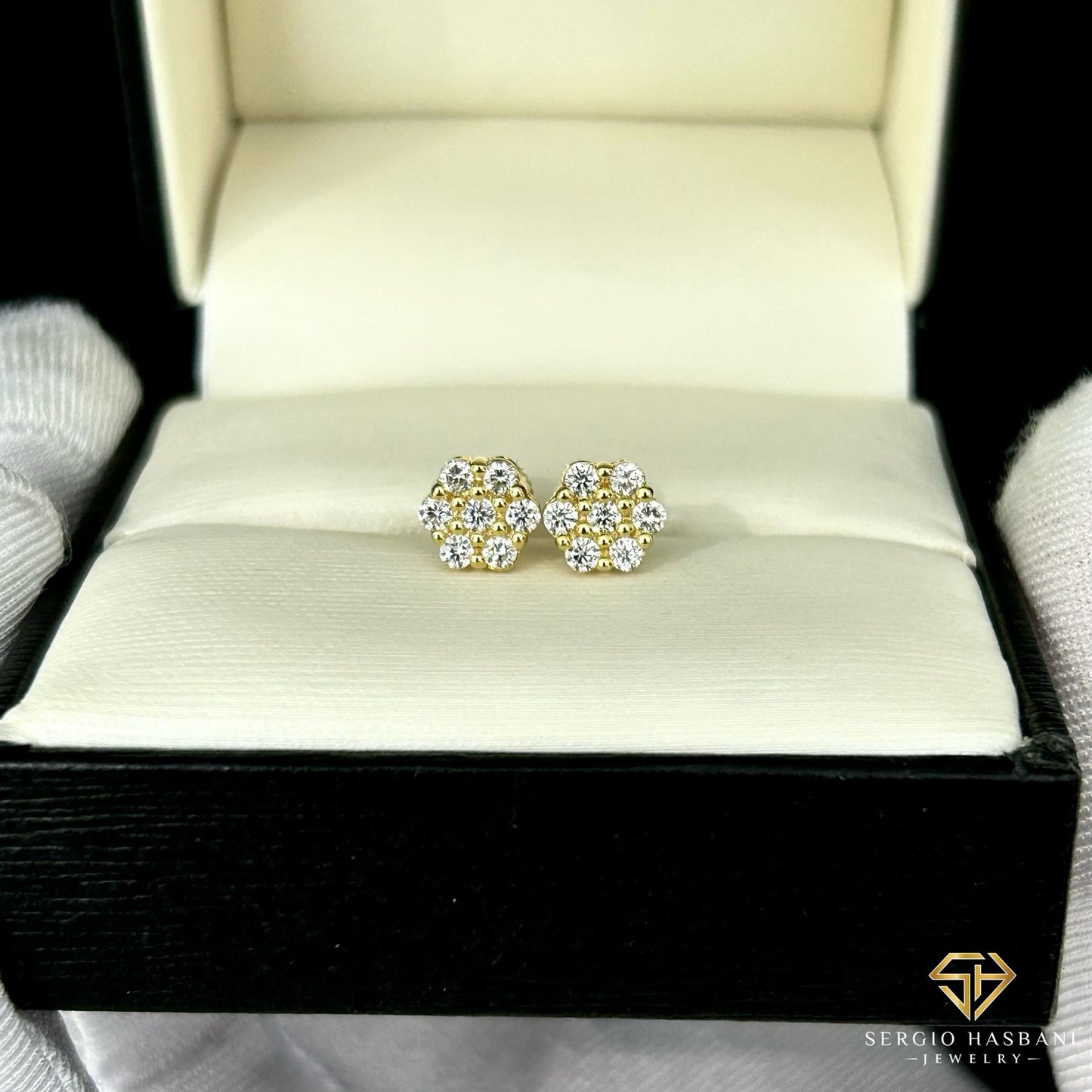 10K 0.50CT CLUSTER VVS Lab Diamond Earrings