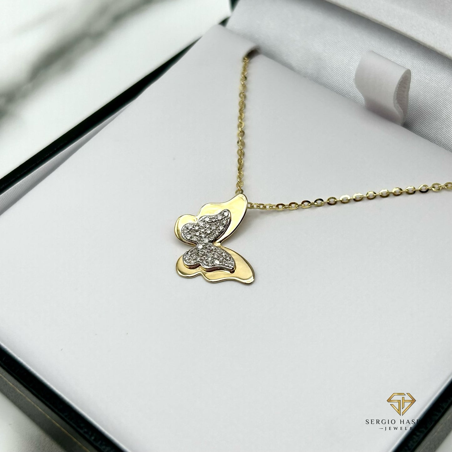 10K BUTTERFLY2 Diamond Necklace