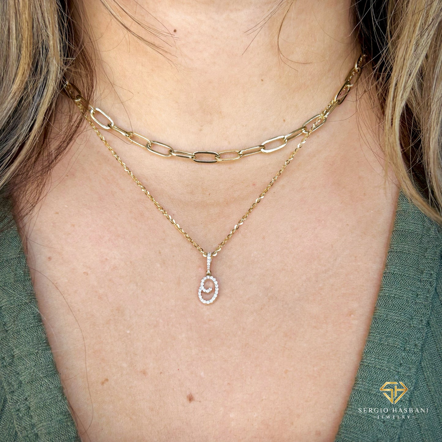 10K VS Diamond “O” Letter Pendant