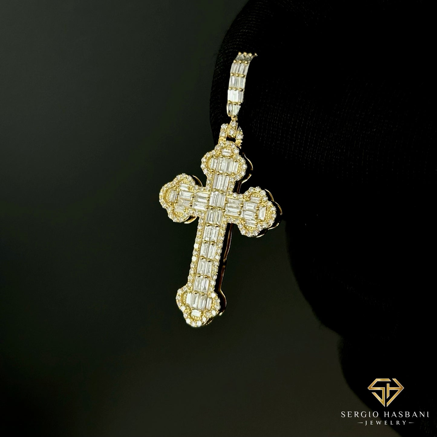 10K CELTO Diamond Cross Pendant