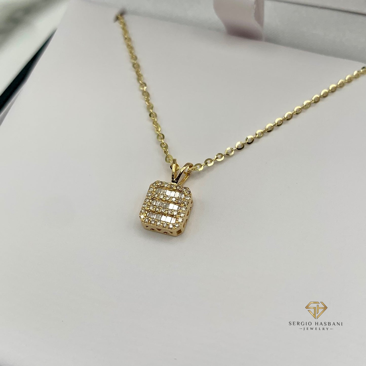 10K CLUSTERBG Diamond Necklace