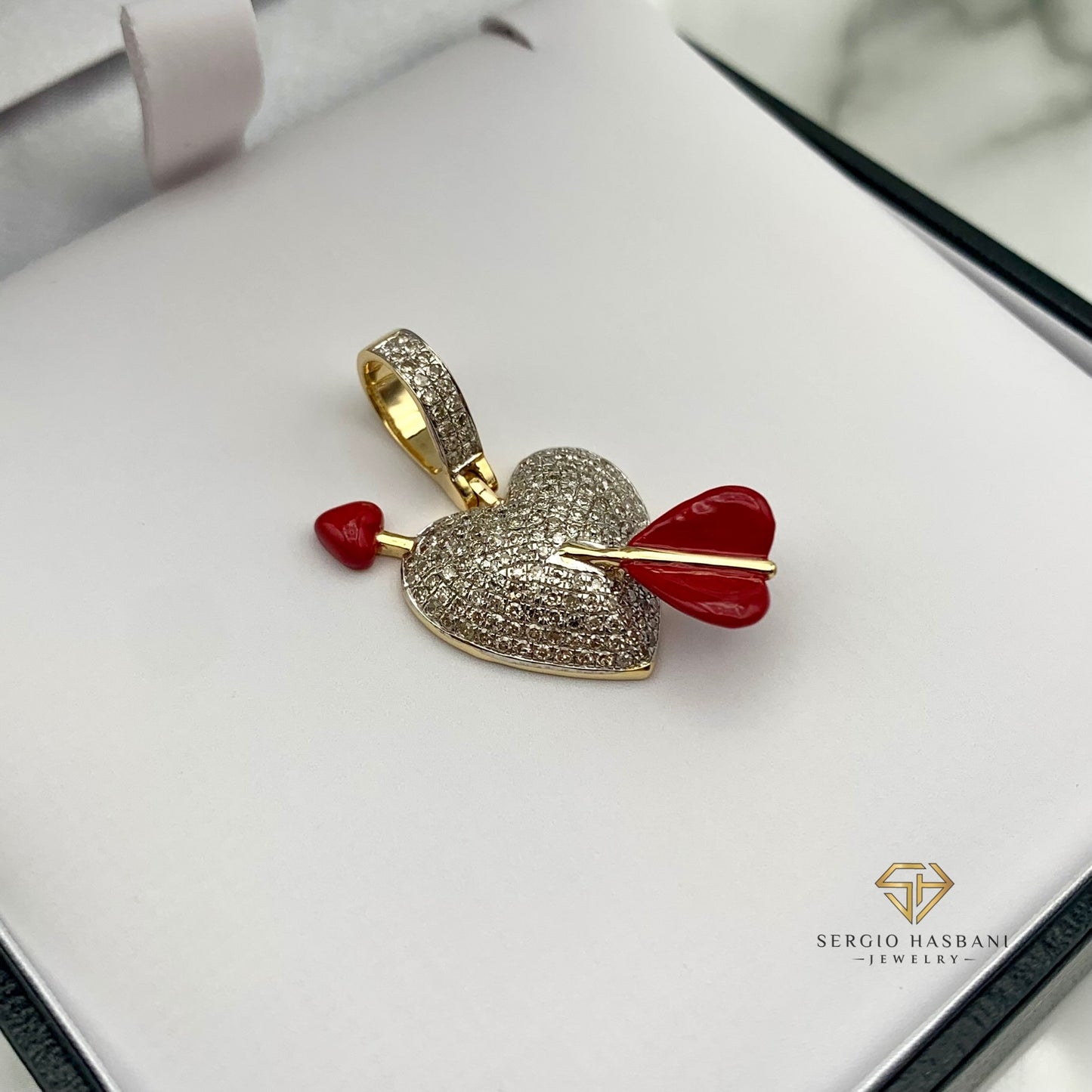 10K CUPIDO Diamond Pendant