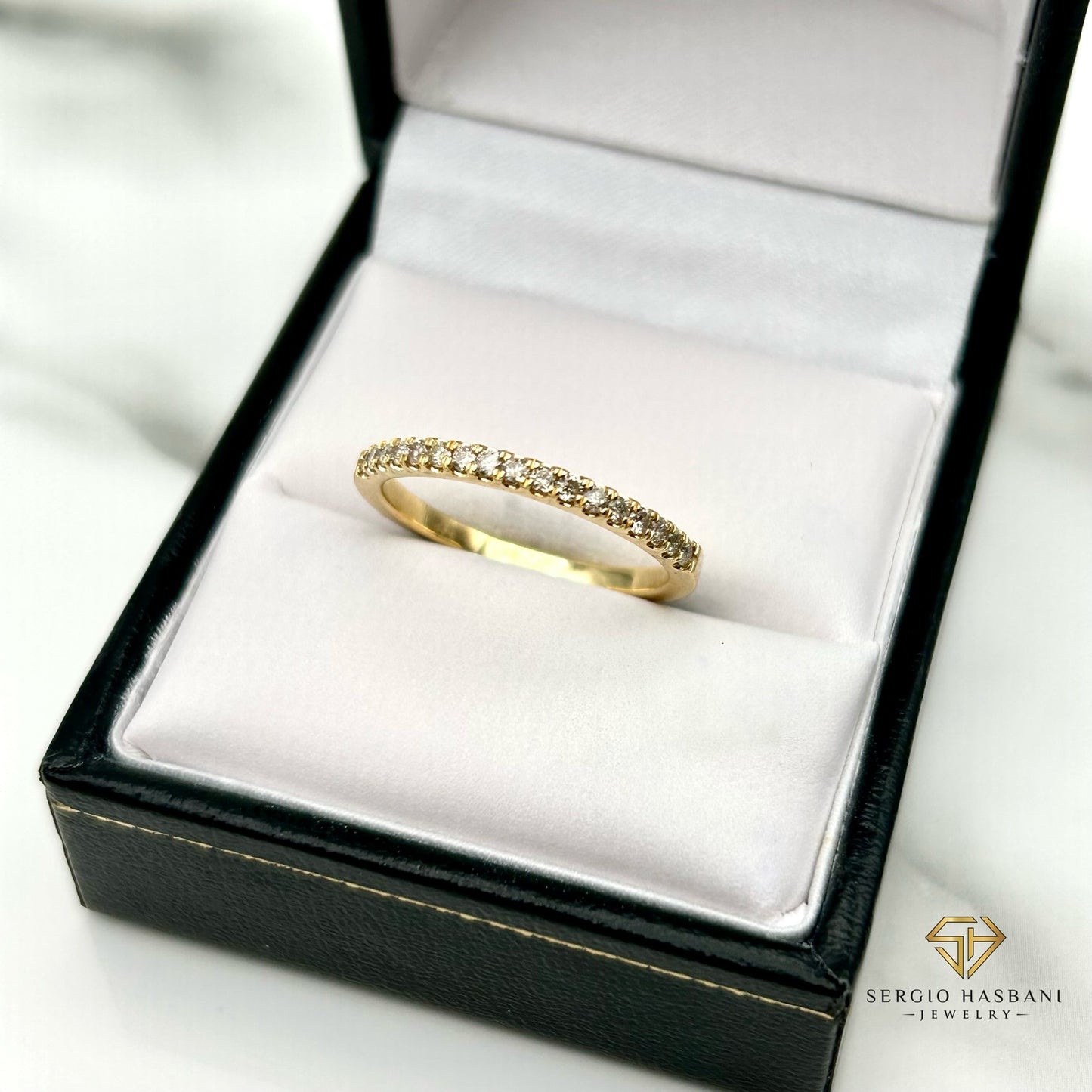 10K ETERNI3 Diamond Ring