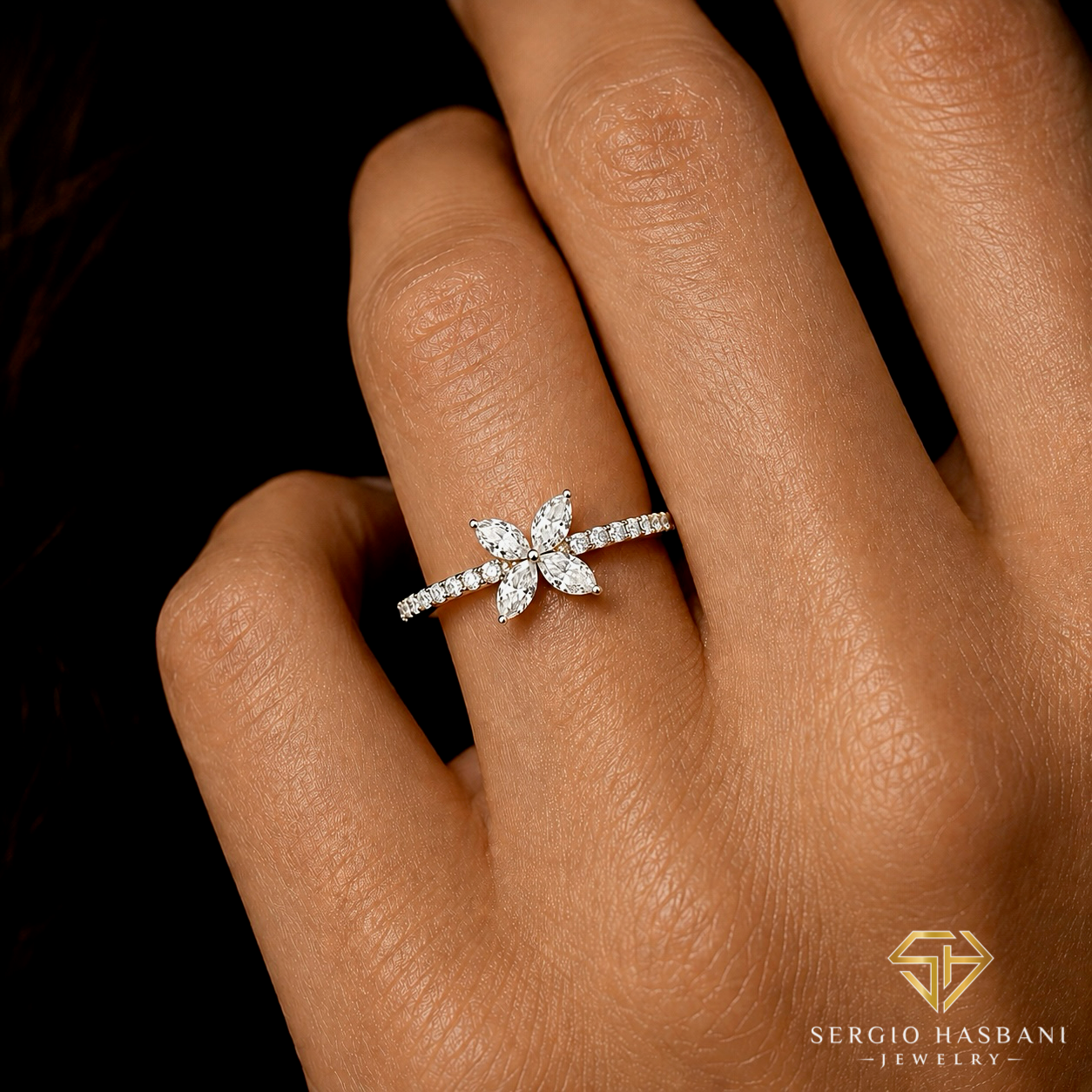 10K FLOWER2 VVS Lab Diamond Ring