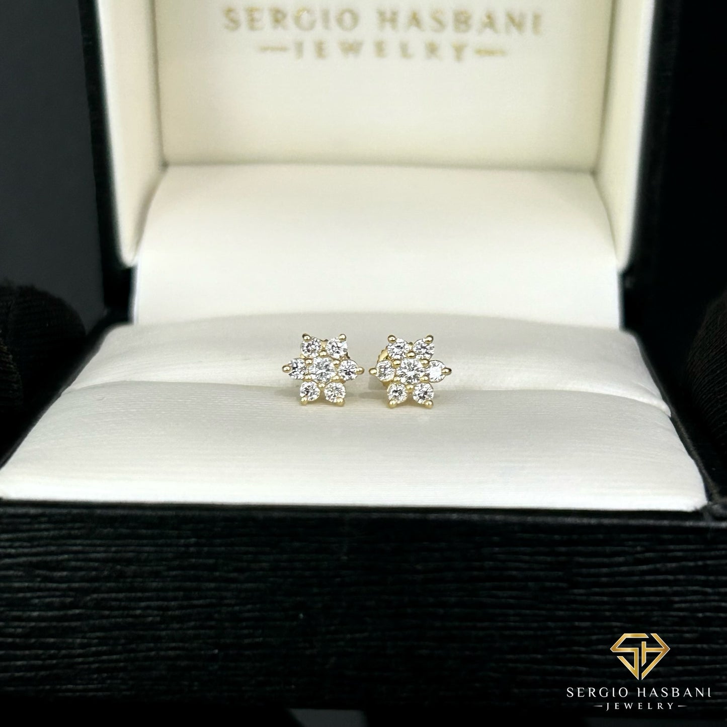 10K FLOWER VVS Lab Diamond Earrings