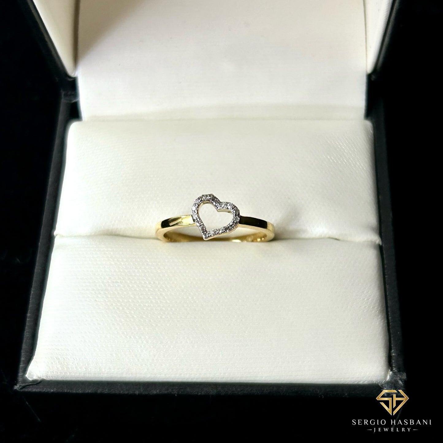 10K HEART1 Diamond Ring