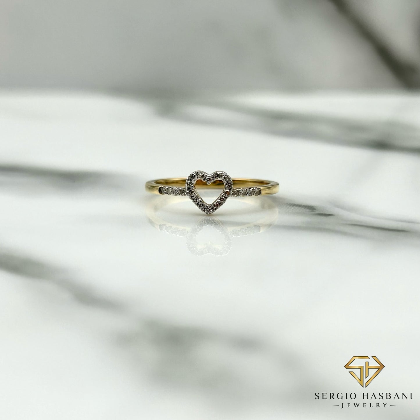 10K HEART6 Diamond Ring