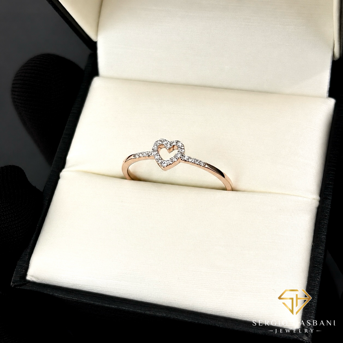 10K HEART6 Diamond Ring