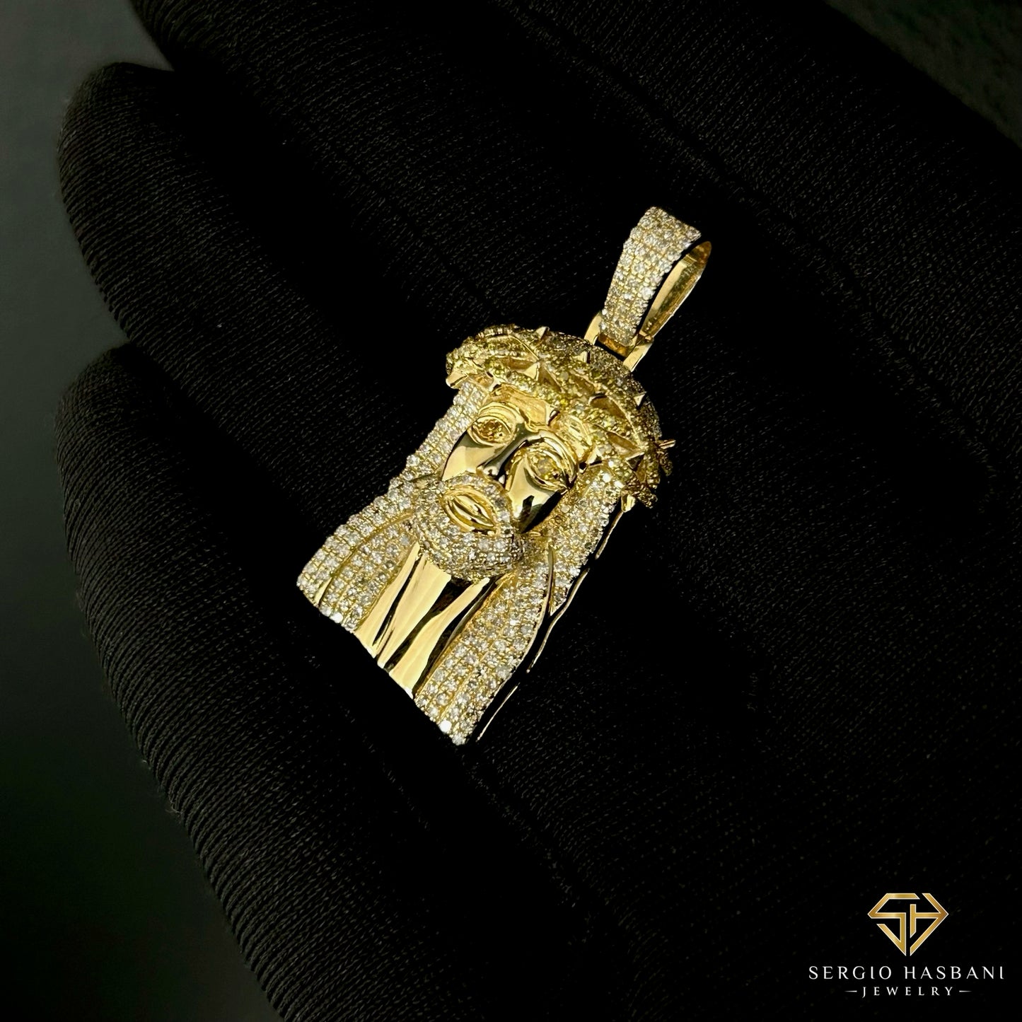 10K JESUS2 Diamond Pendant