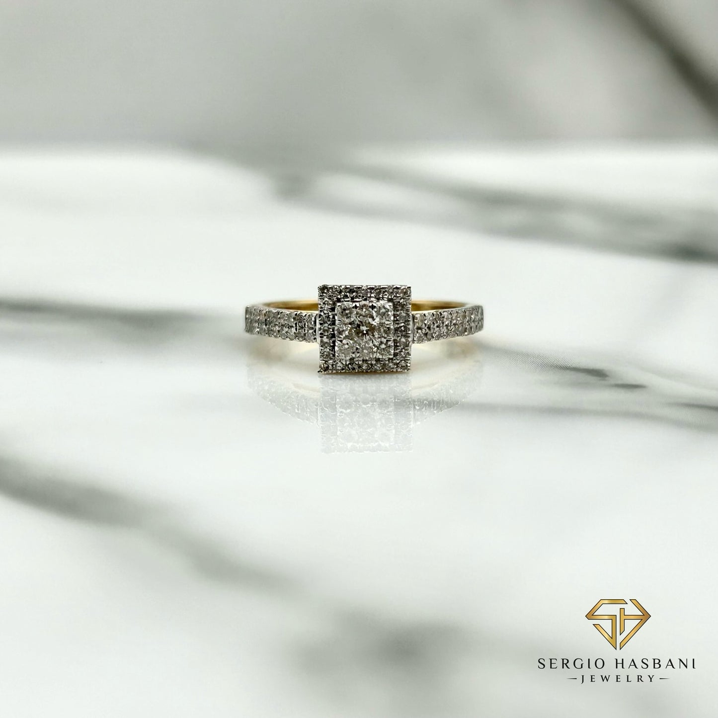 10K KIRA Diamond Ring