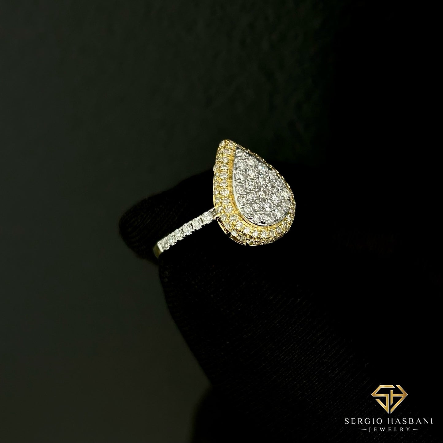 10K PEARA Diamond Ring