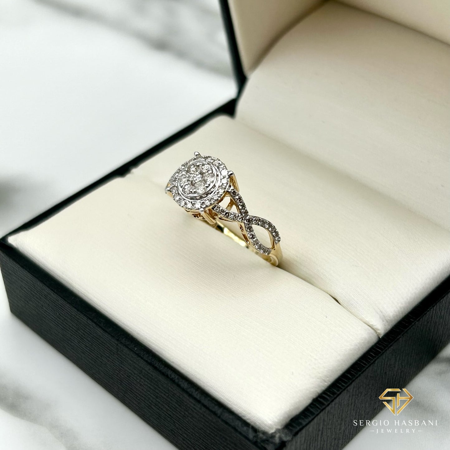 10K RALYA Diamond Ring