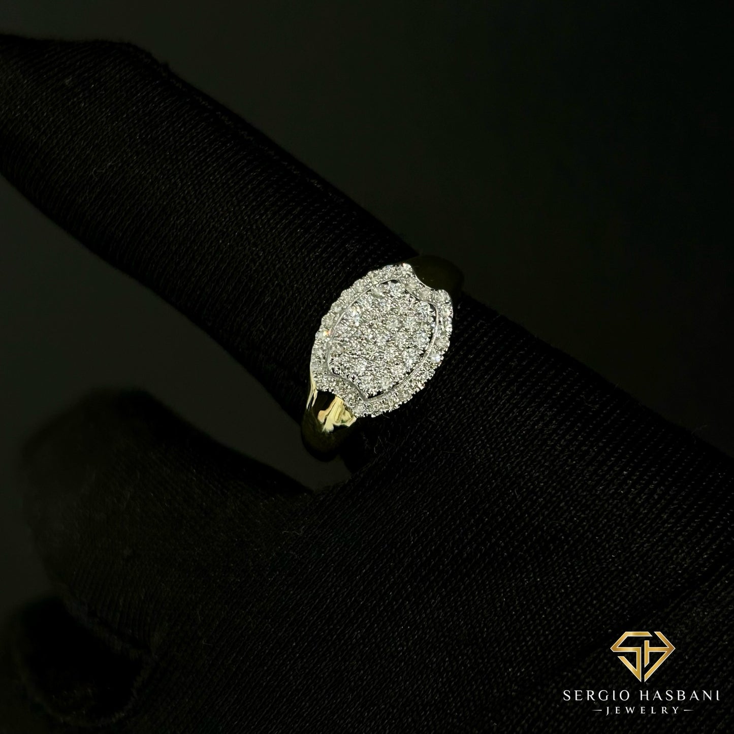 10K RIZZY Diamond Ring