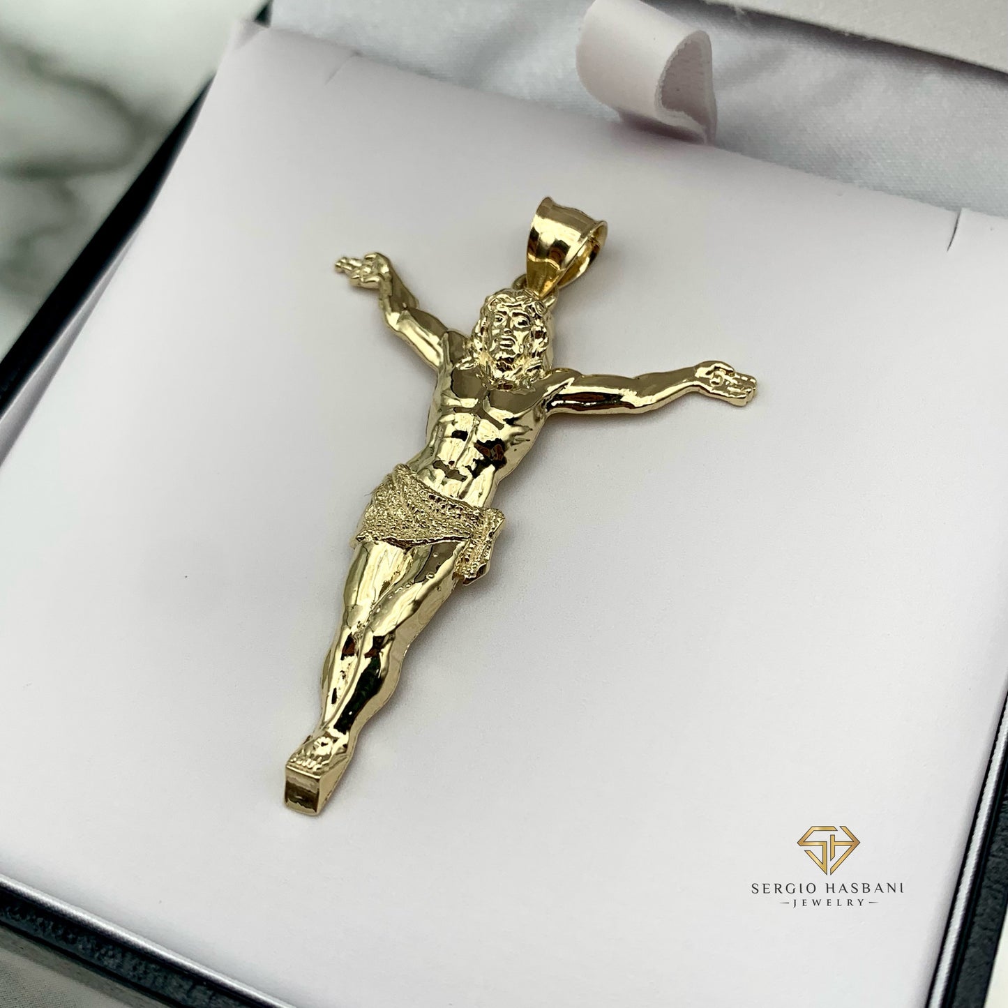 10K SACRI Jesus Pendant