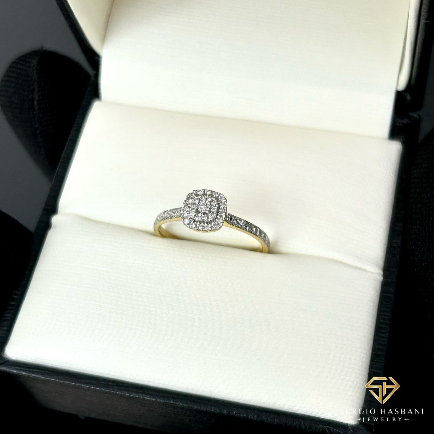 10K SHILI Diamond Ring