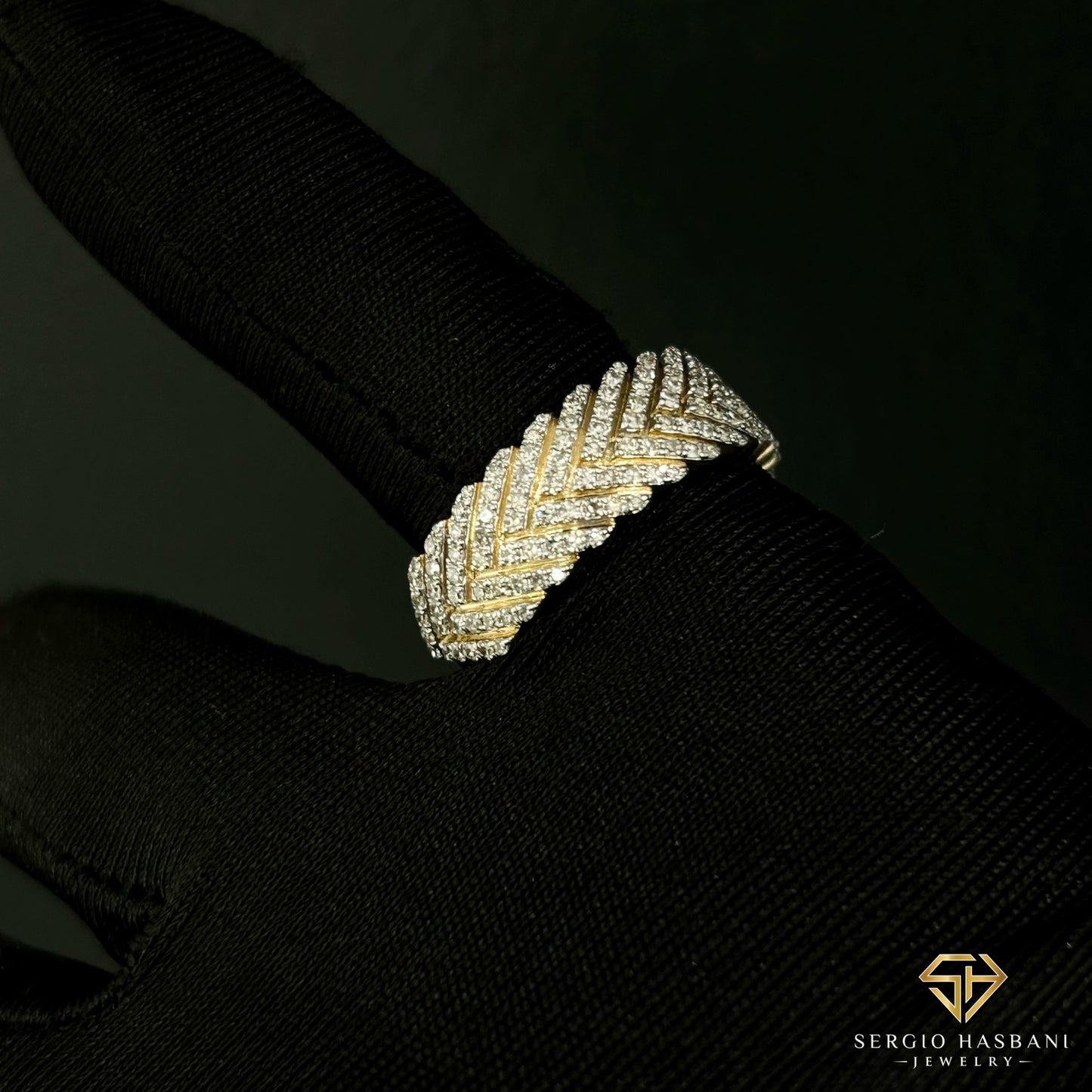 10K TRACKZ Diamond Ring