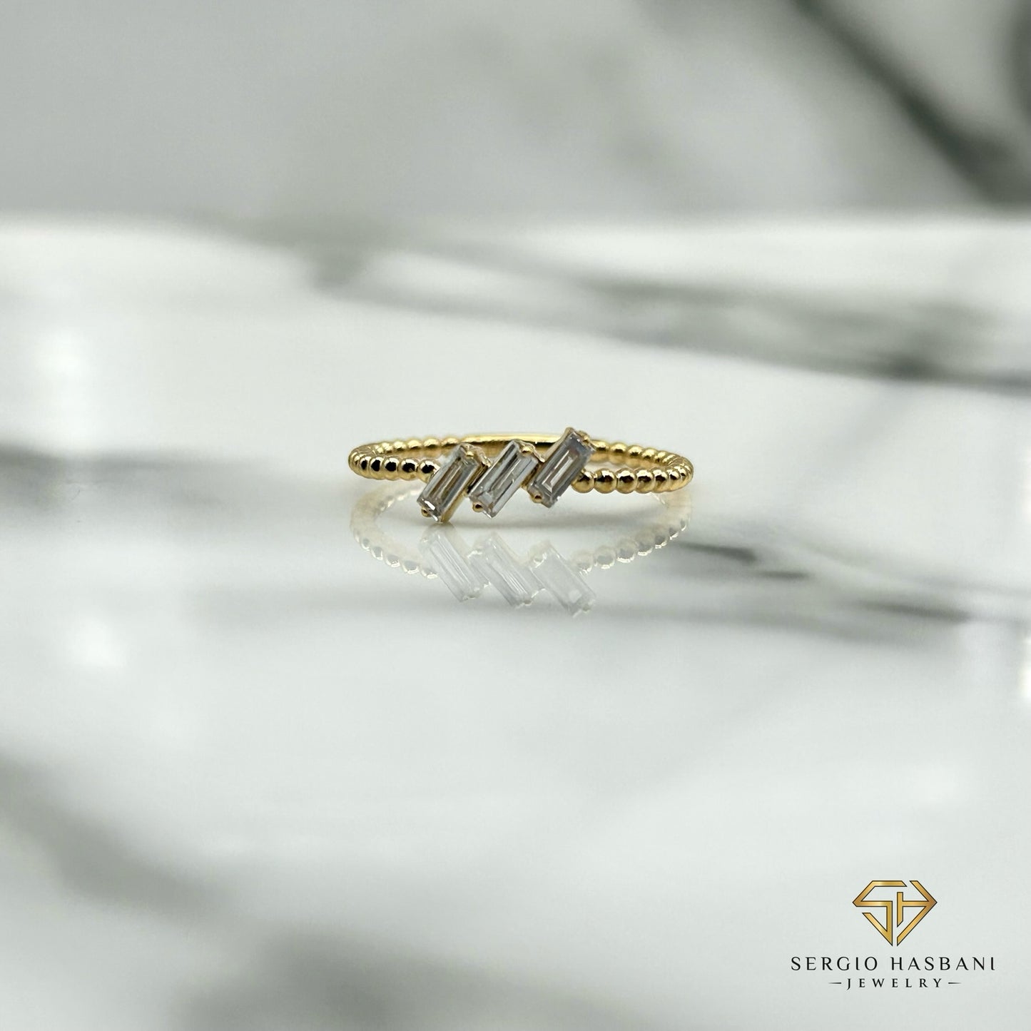 10K TRIGLI Diamond Ring