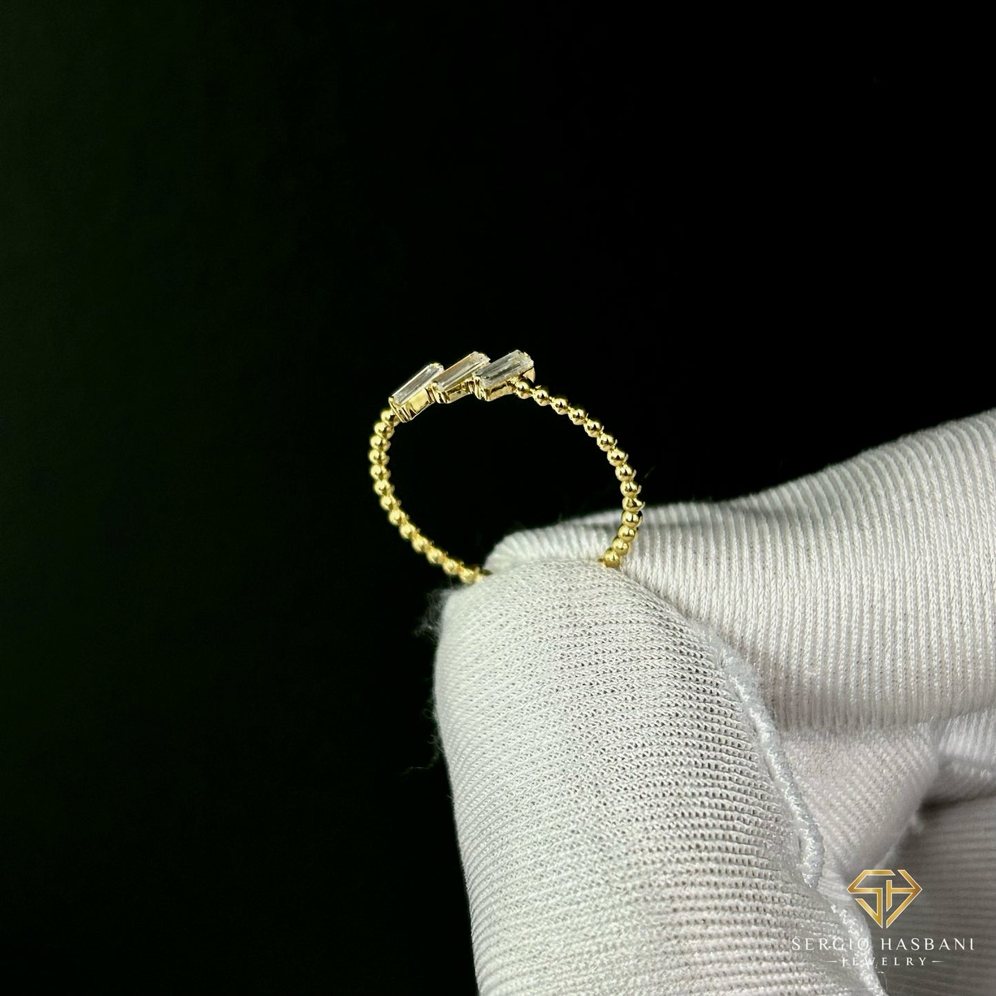 10K TRIGLI Diamond Ring