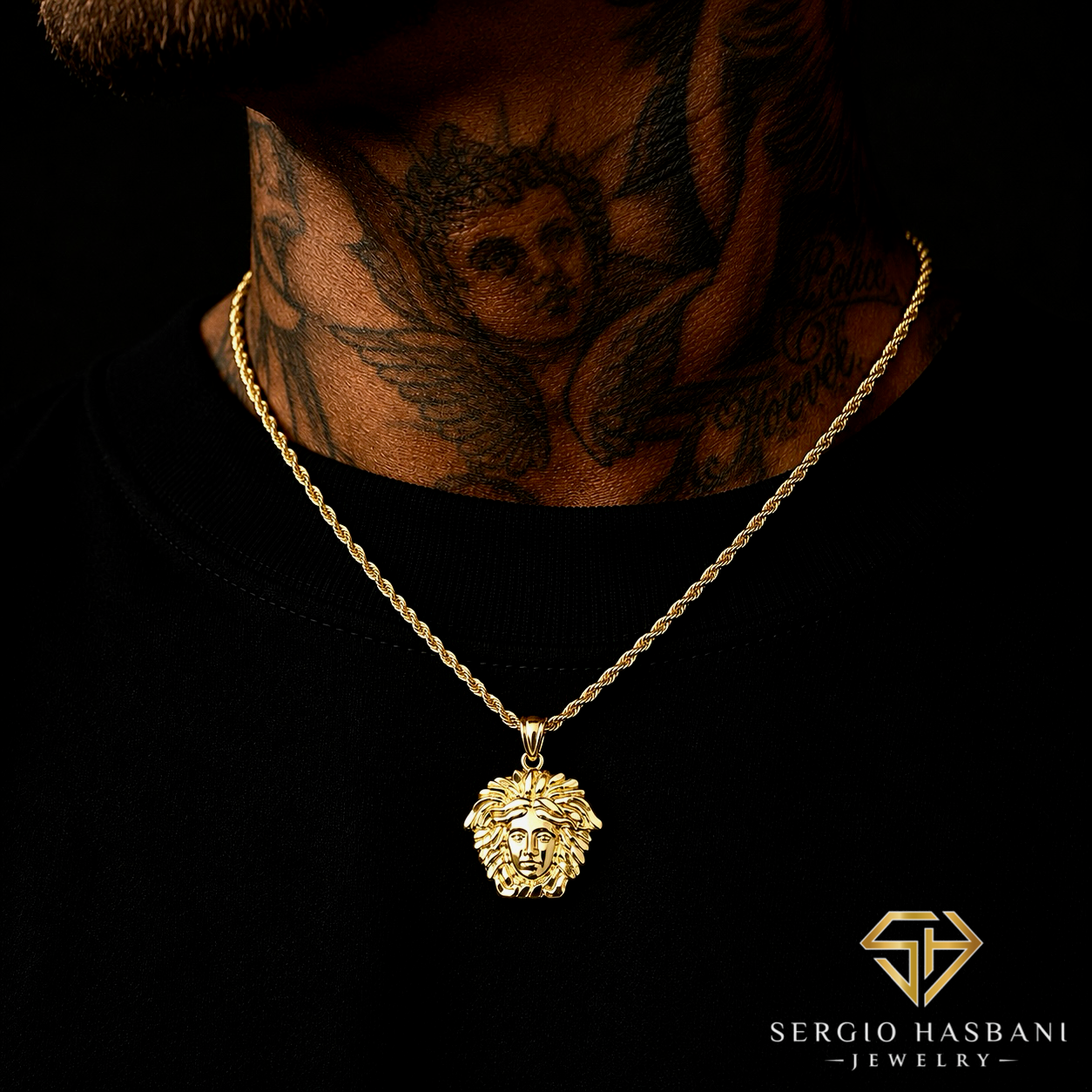 10K VERSANI Medusa Head Pendant