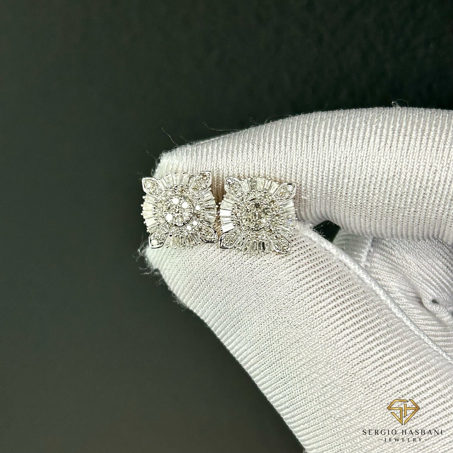 10K XANOS Diamond Earrings