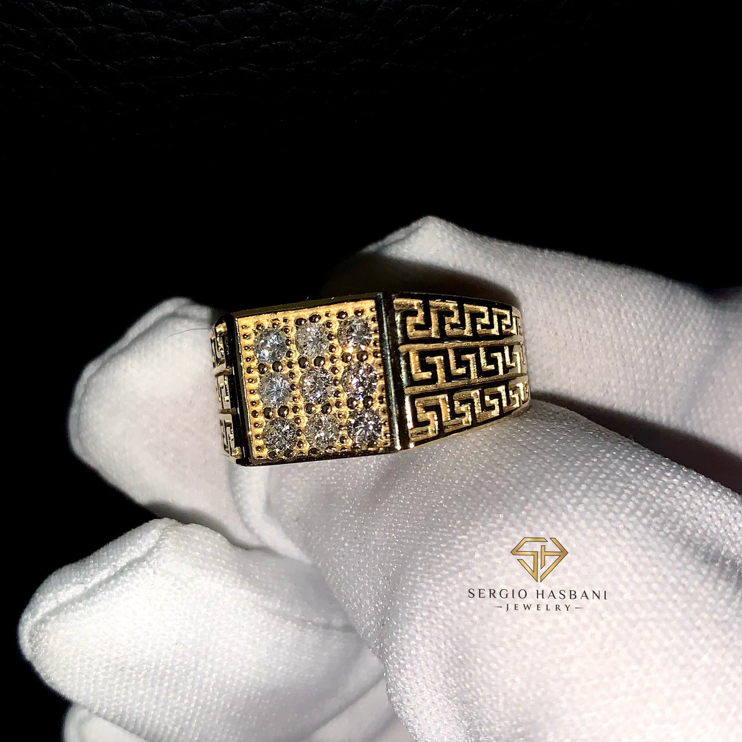 10K CARI Diamond Ring