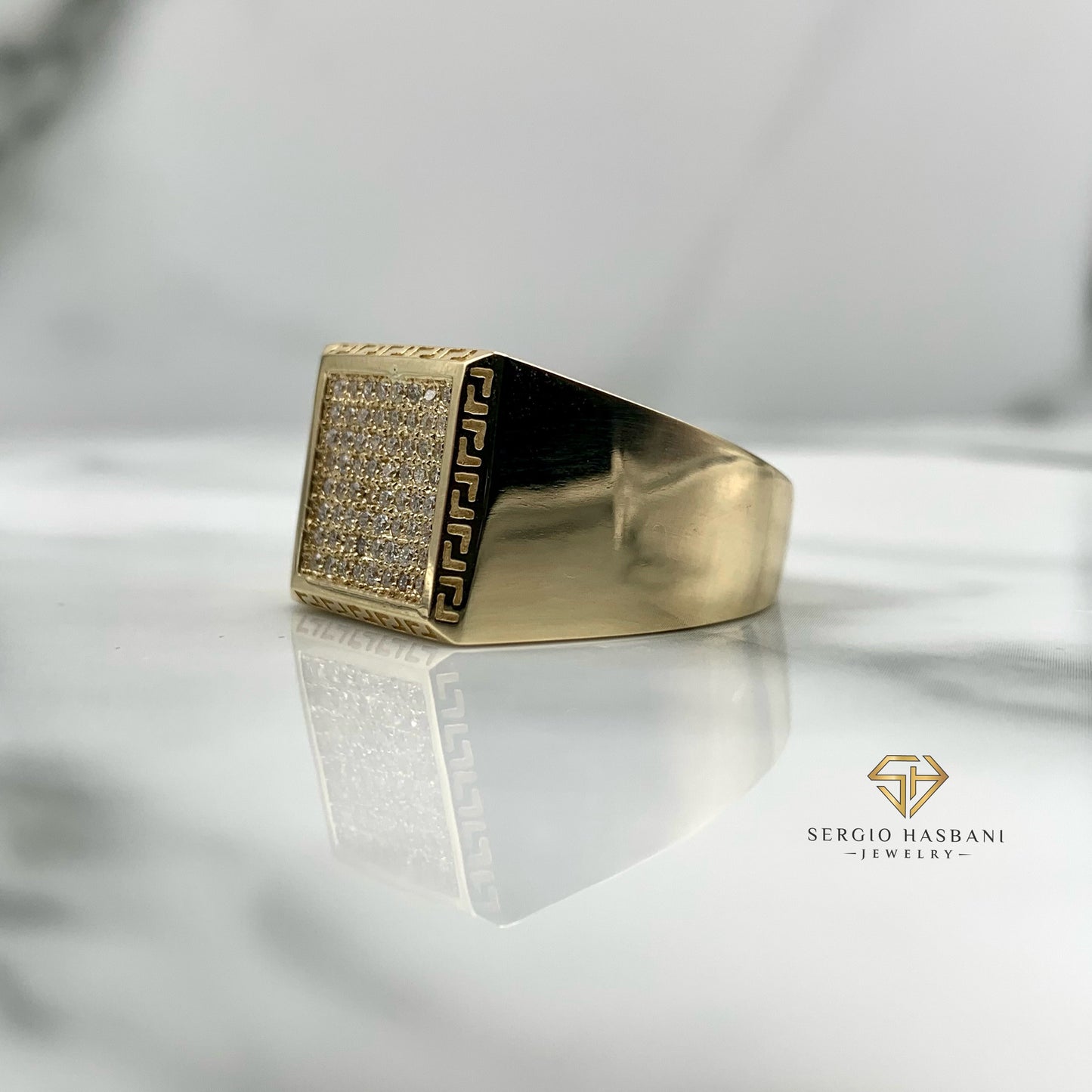 10K CARO Diamond Ring