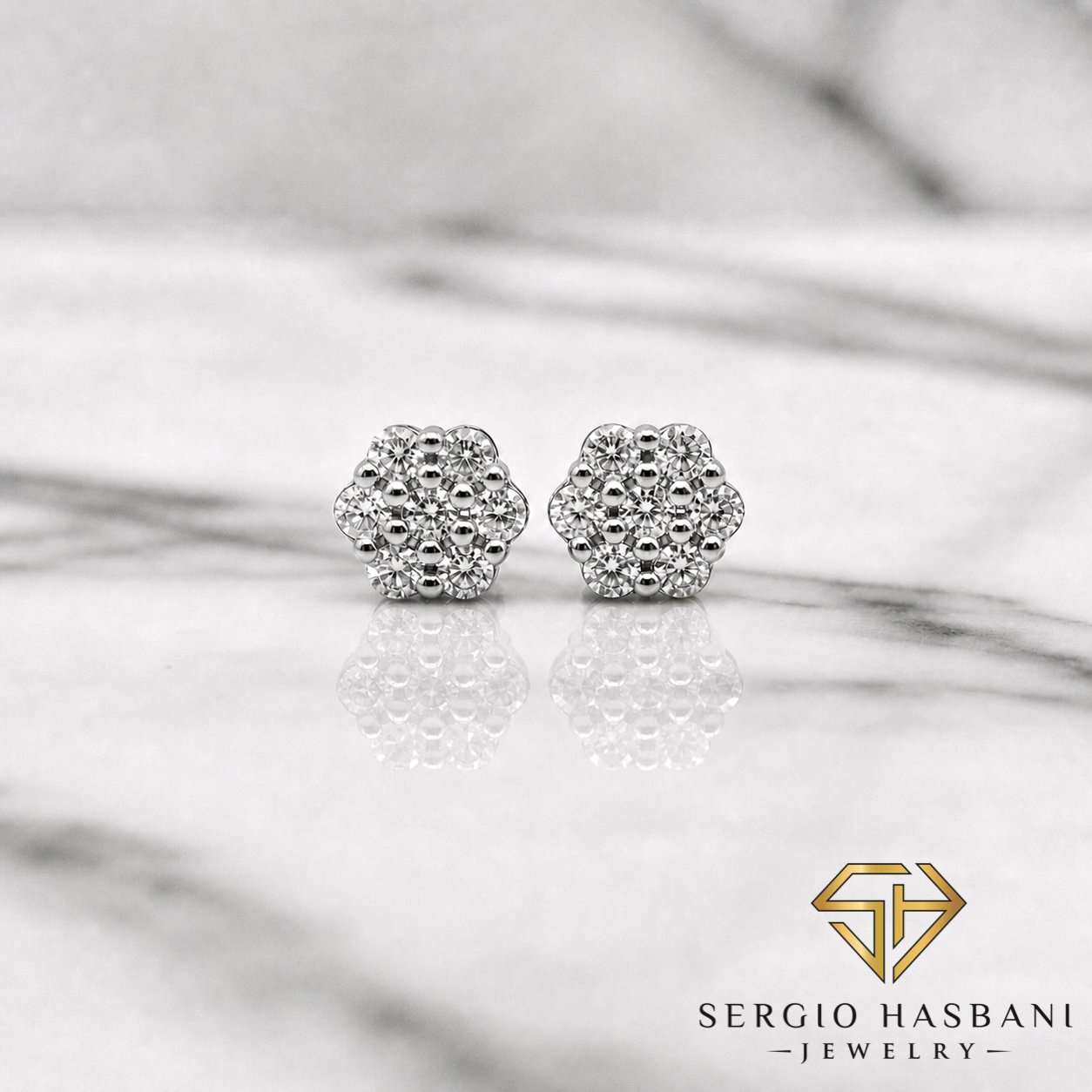 10K 0.50CT CLUSTER VVS Lab Diamond Earrings