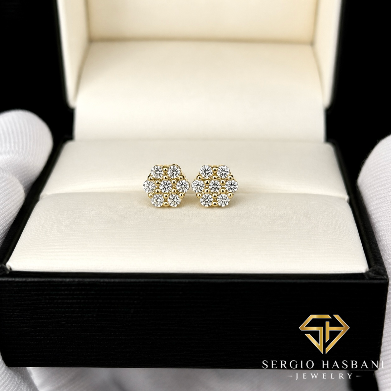 10K 0.50CT CLUSTER VVS Lab Diamond Earrings