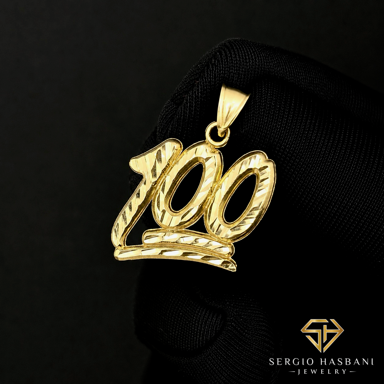 10K ONE HUNDRED Pendant