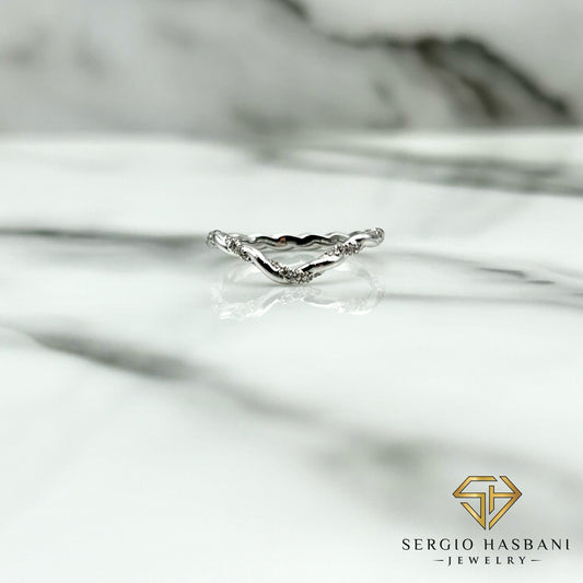 18K BRIDDY VVS Lab Diamond Ring