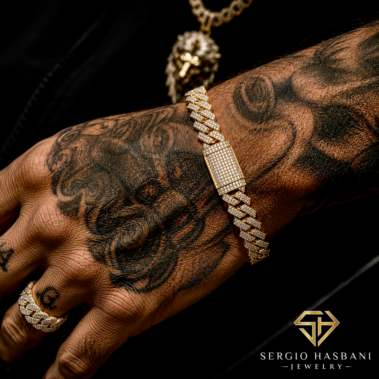 10K 8.2MM Diamond Cuban Link Bracelet