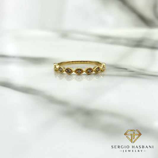 10K ARYA Diamond Ring