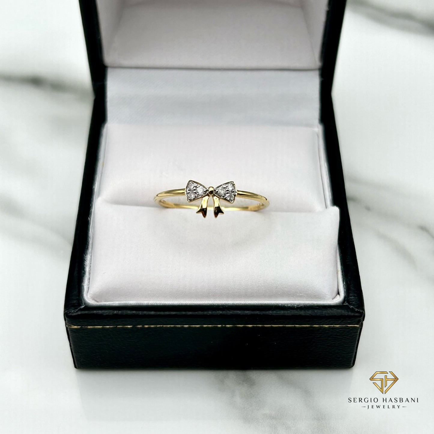 10K BOW Diamond Ring