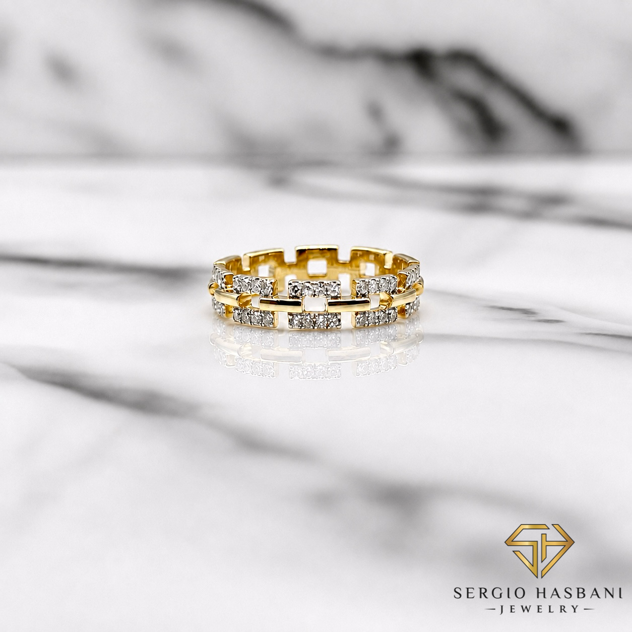 10K CLARA Diamond Ring