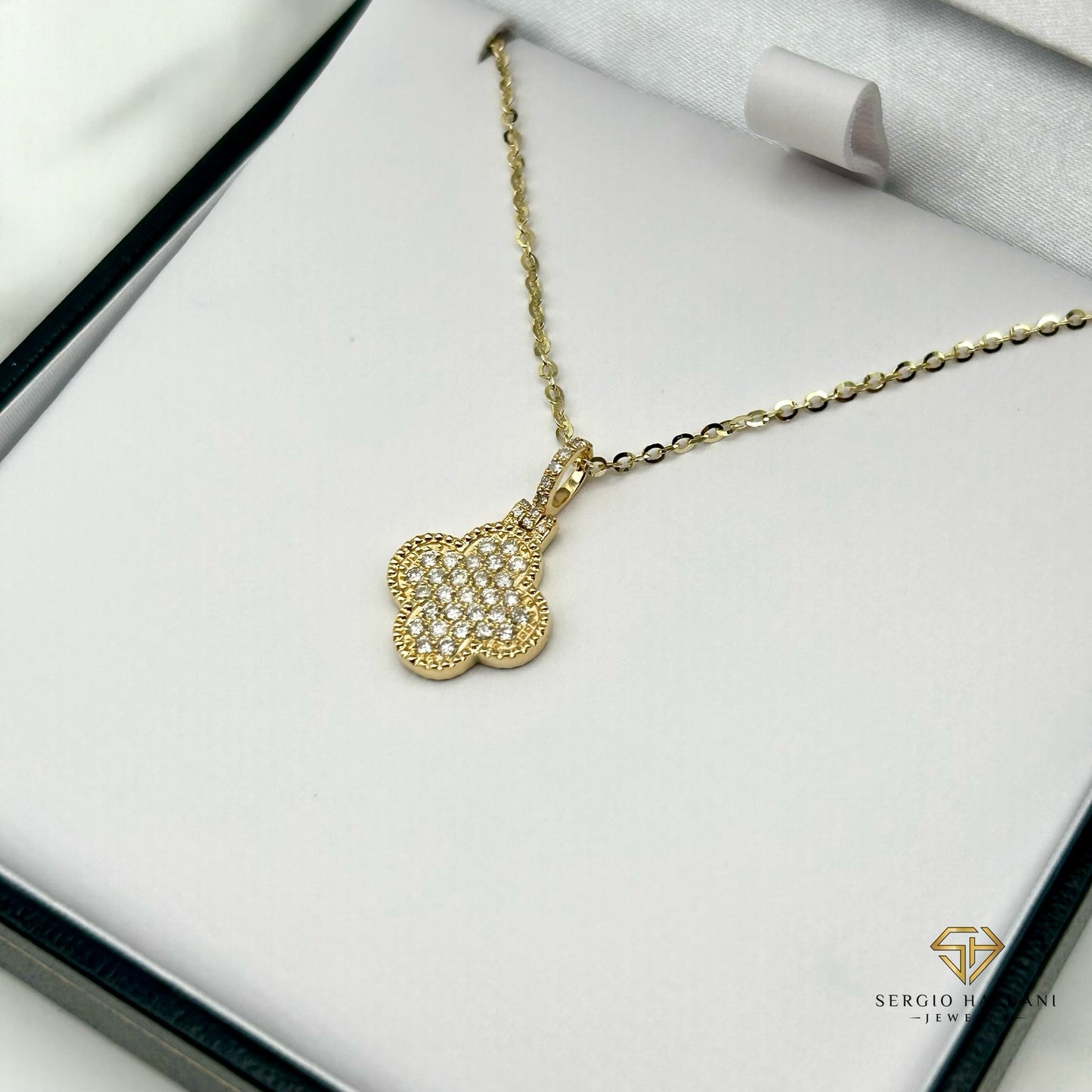 10K CLOVER Diamond Necklace