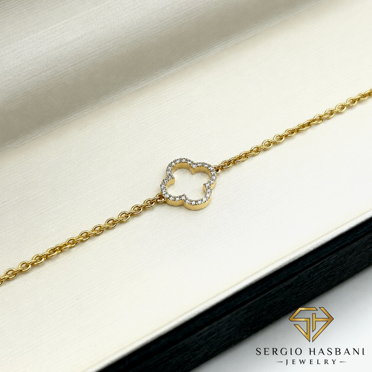 10K CLOVER Diamond Bracelet