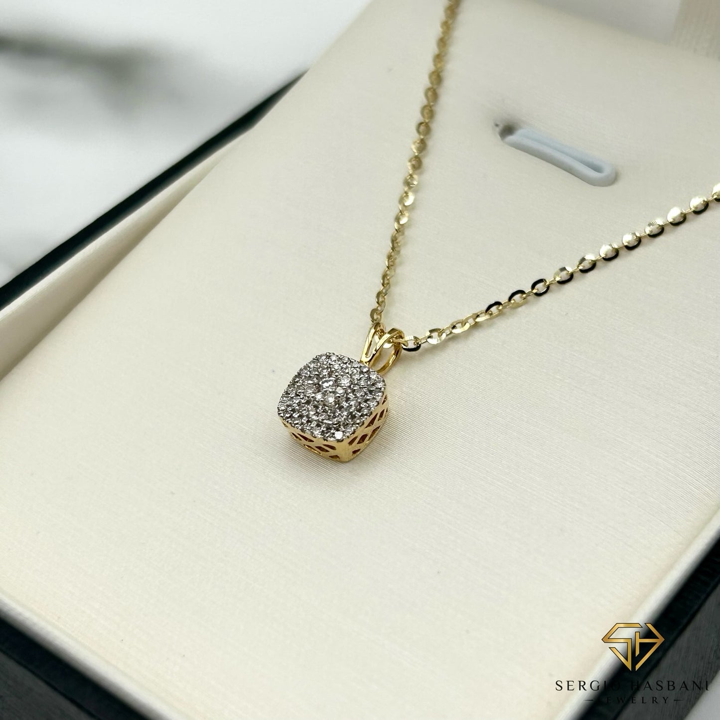 10K CLUSTER Diamond Necklace