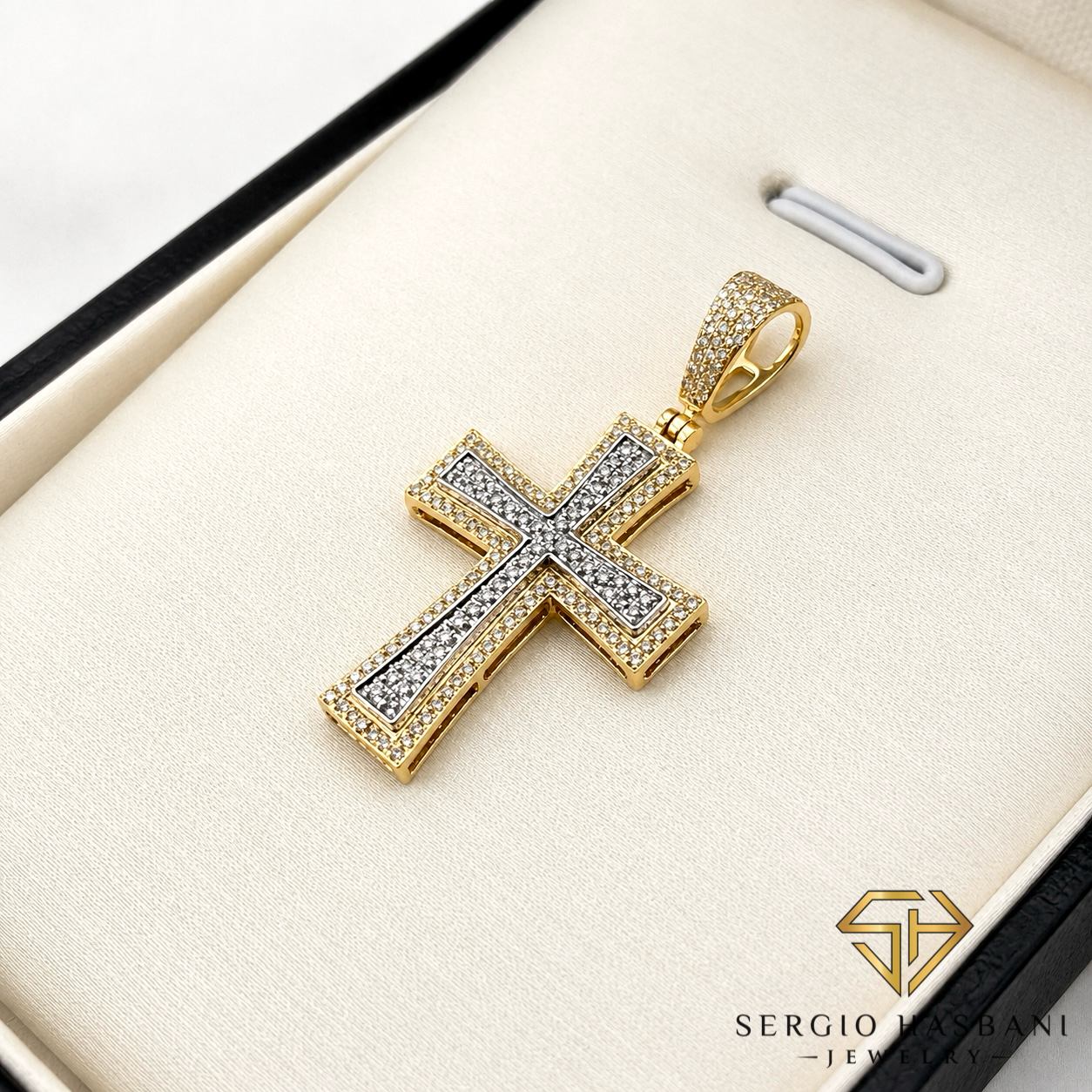 CROSS10 Diamond Pendant