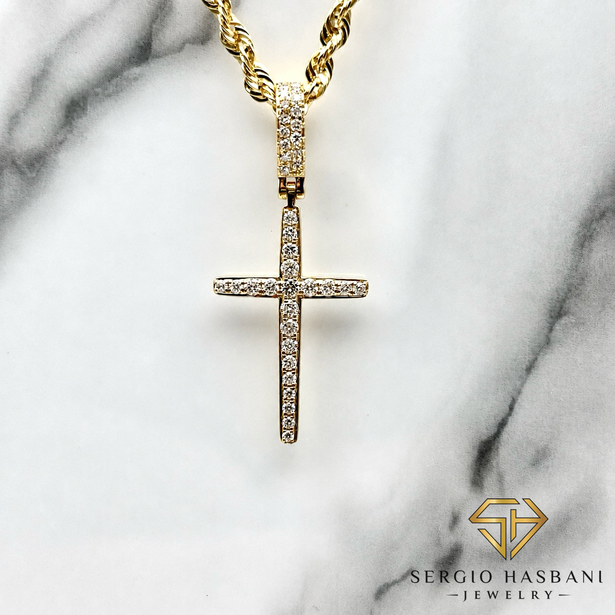 10K CROSS3 Diamond Pendant