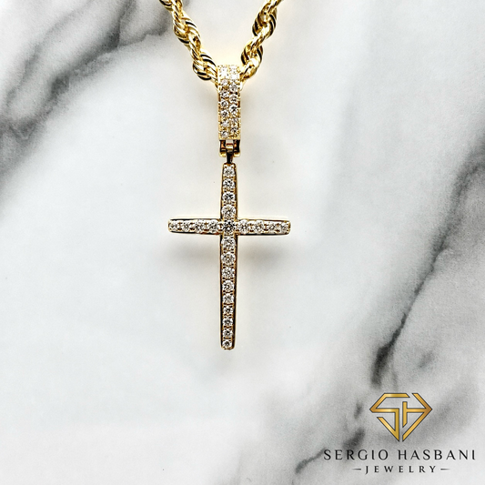 10K CROSS3 Diamond Pendant
