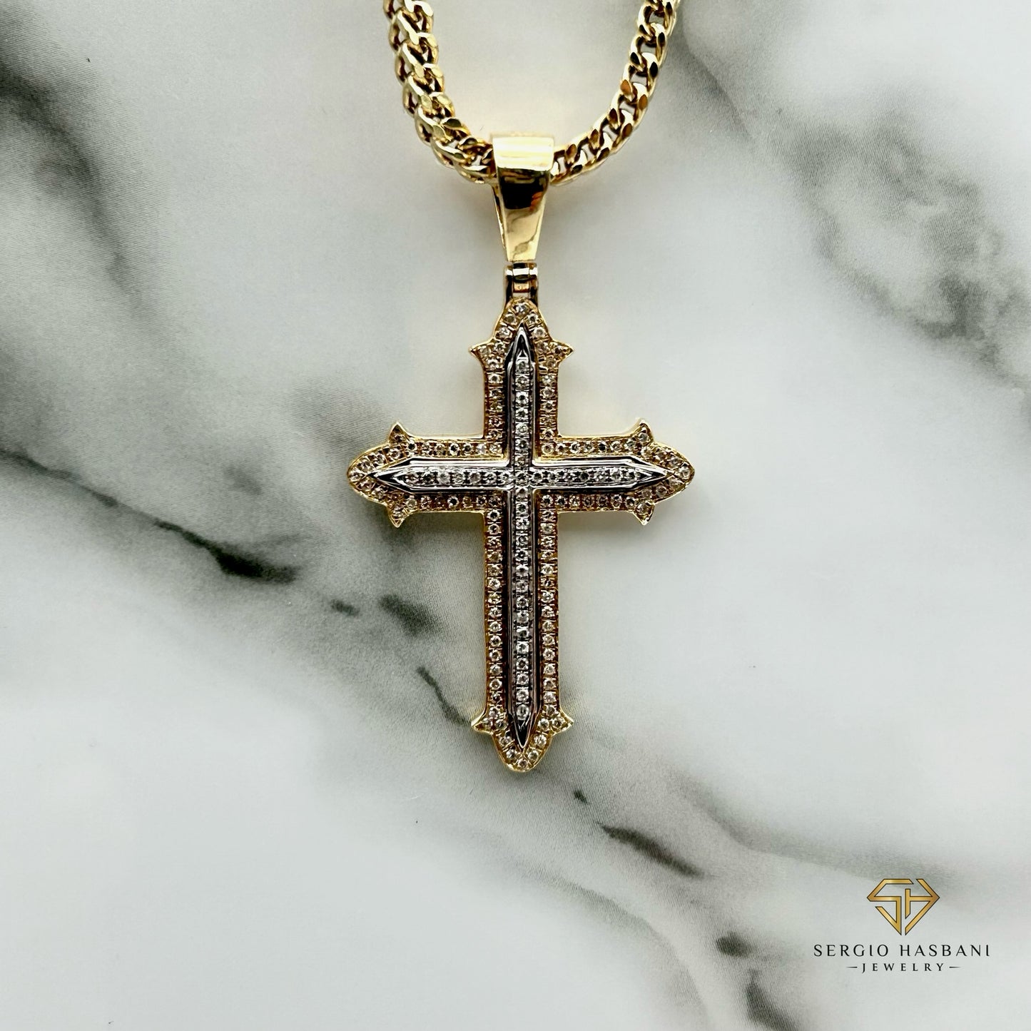 10K CROSS5 Diamond Pendant