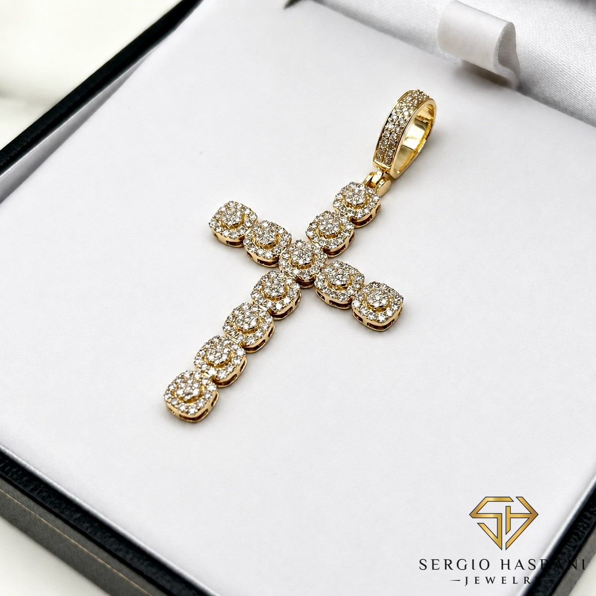 10K CROSS8 Diamond Cross