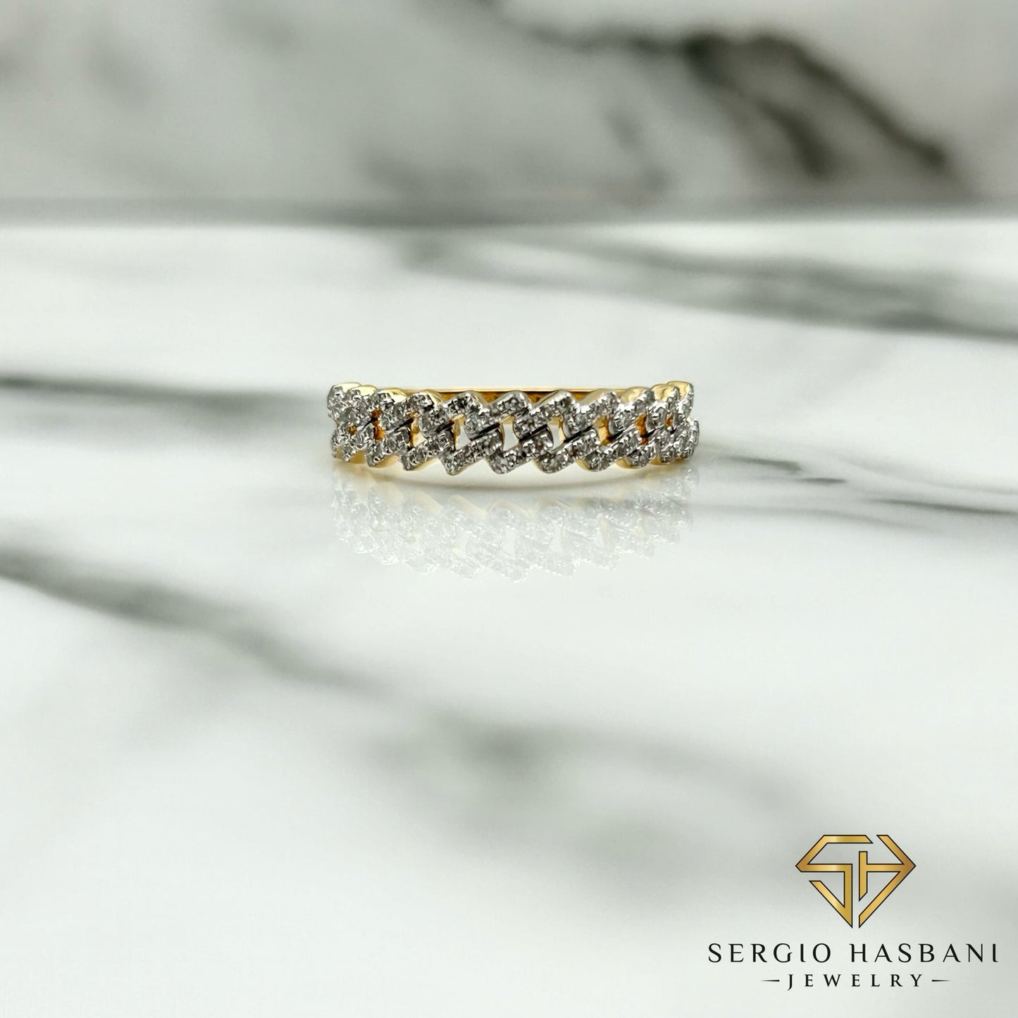 10K CUBICE Diamond Ring