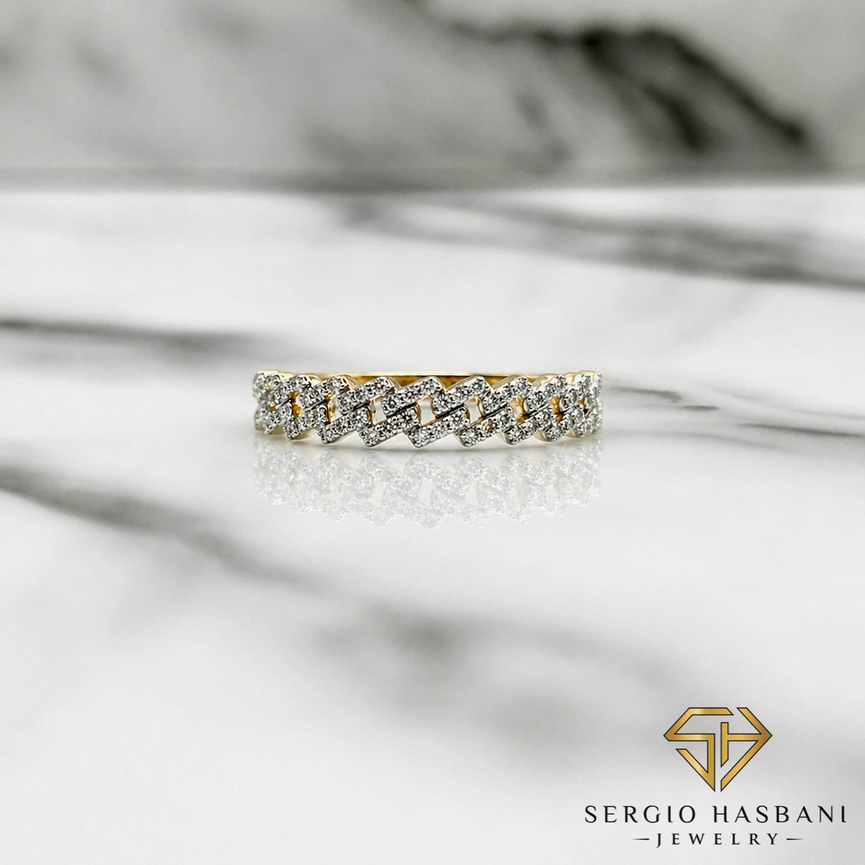 10K CUBICE Diamond Ring