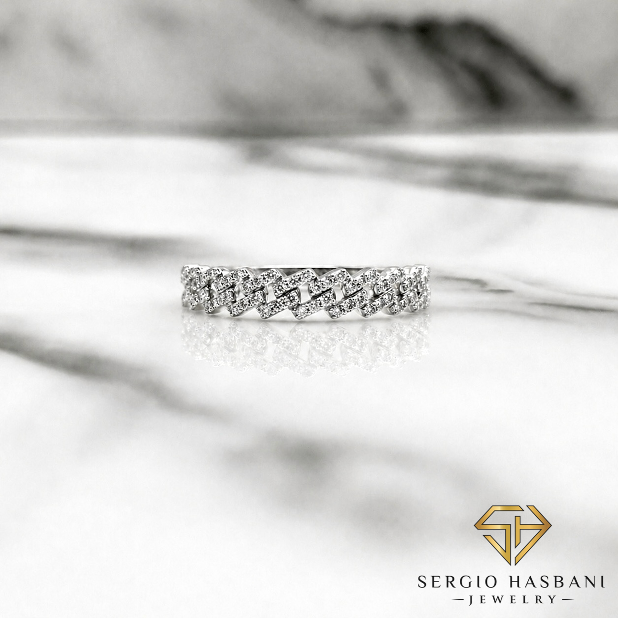 10K CUBICE Diamond Ring