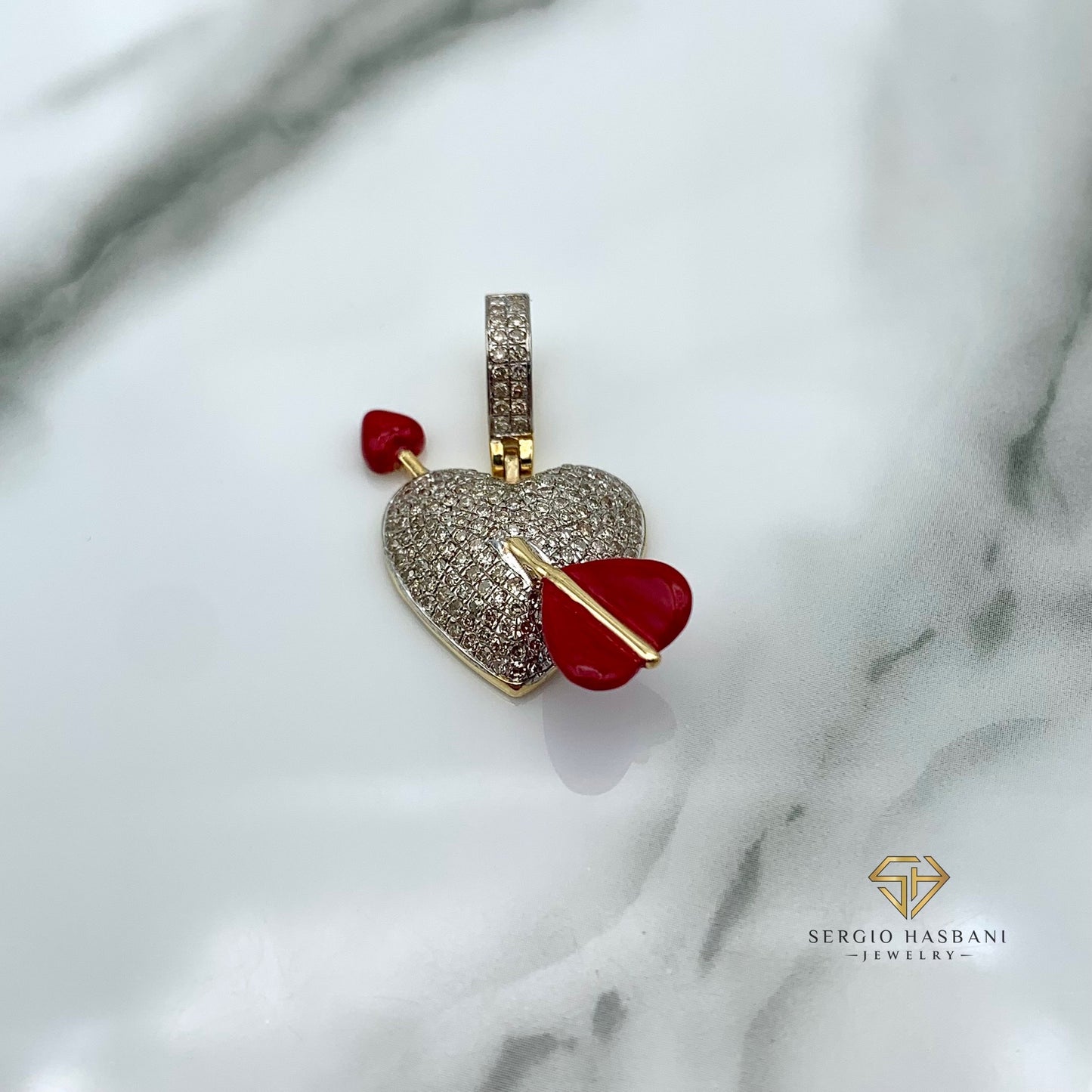 10K CUPIDO Diamond Pendant