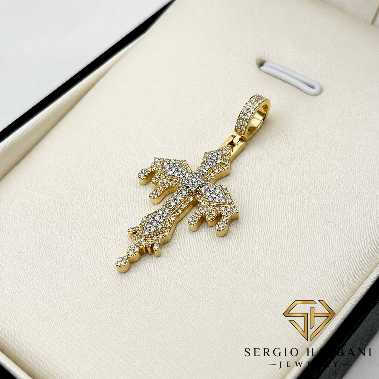 10K DRIPCROSS Diamond Pendant
