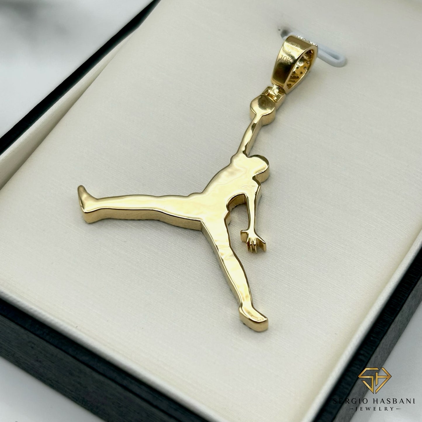 10K DUNK VVS Lab Diamond Pendant