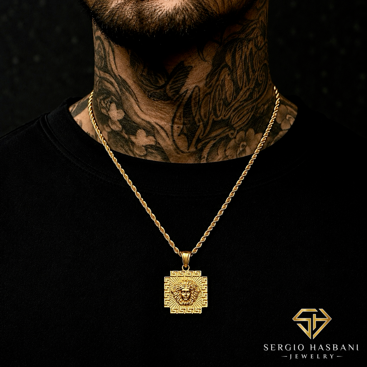 10K DUSARO Medusa Head Pendant